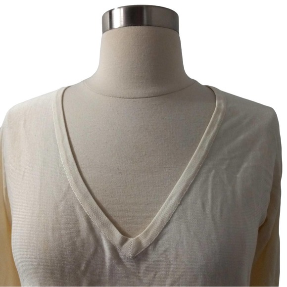 Emporio Armani White V-Neck Silk Blend Sweater Italian Size 40 US 4 - Picture 3 of 9
